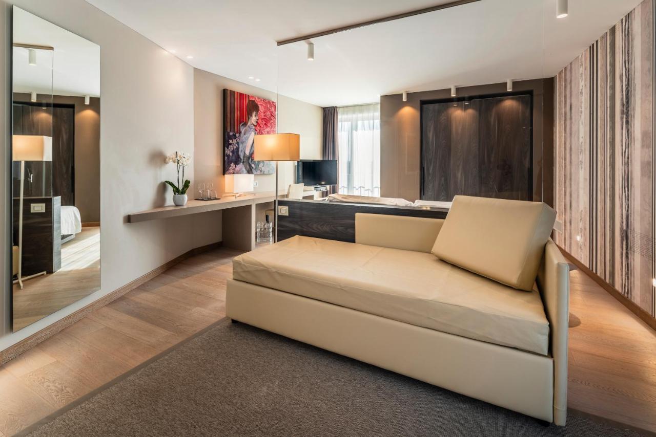 Suites Hotel Astor Belluno Exterior foto